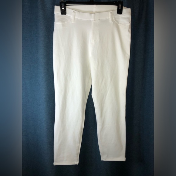 “No Boundaries” White Stretch Jeggings Leggings (Size M 8-10) - Picture 3 of 14